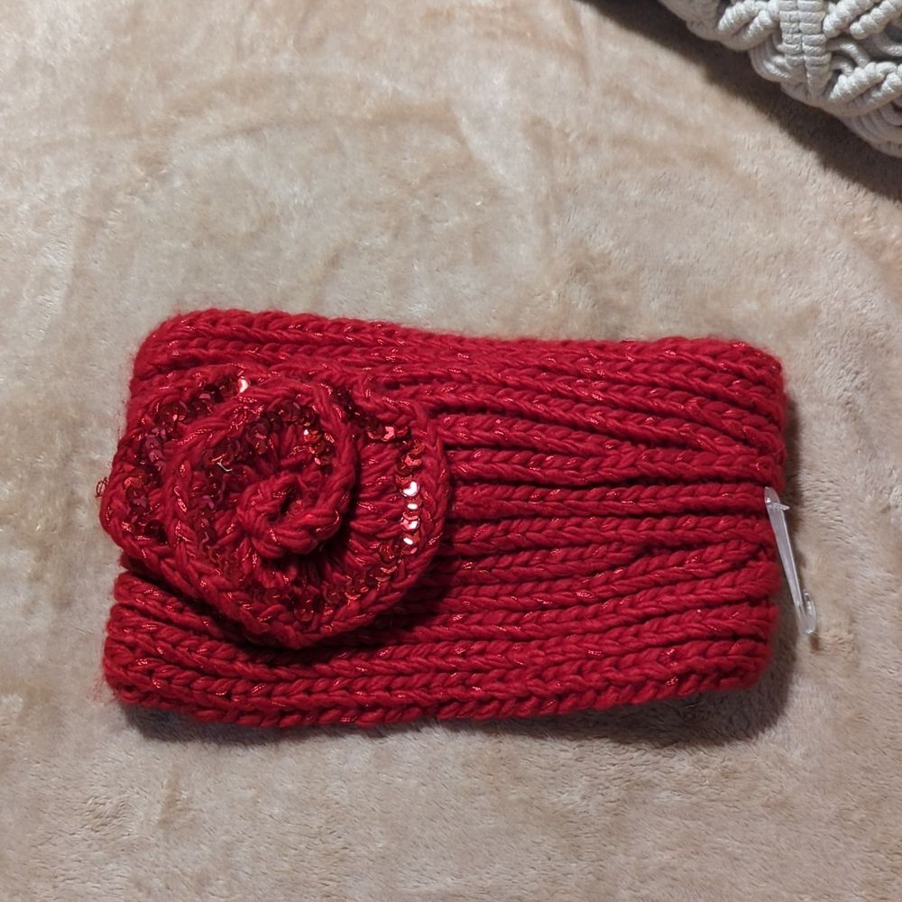 Claire's nwt Red Crochet Knit‎ Head Wrap with Sequin Flower